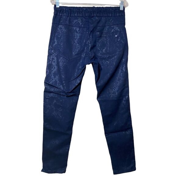 Bevy Flog Shely Drawstring Navy Snake Print Pant - Picture 2 of 5